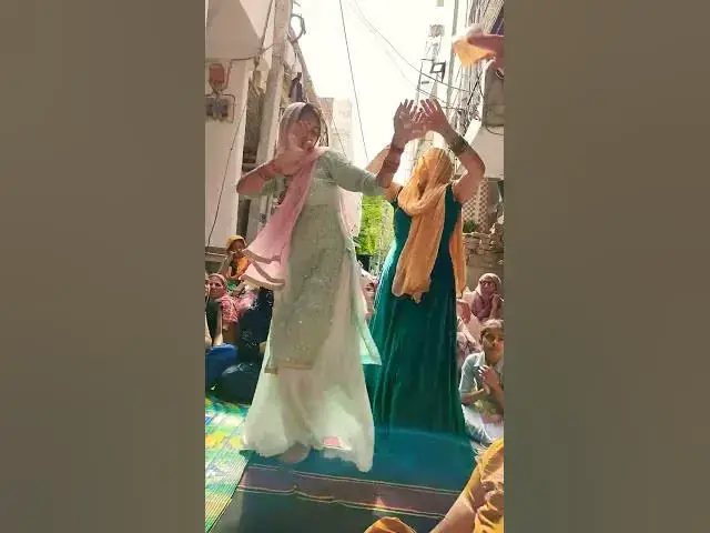 Video thumbnail for पड़ोसन गेल होड़#happy_lokgeet #trending #viral #dance