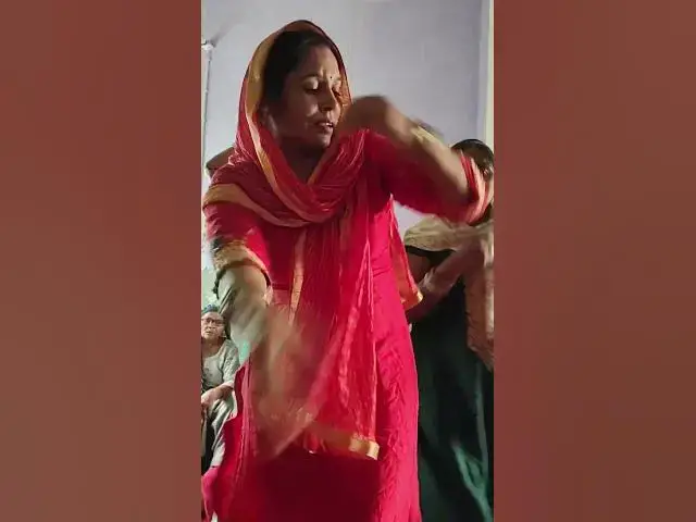 Video thumbnail for नाचो तो ईसा#happy_lokgeet #viral #डांस #shortvideo