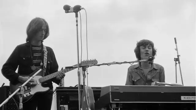 Video thumbnail for Not Cream, Not Derek And The Dominos: Eric Clapton's Supergroup That Vanished In A Flash