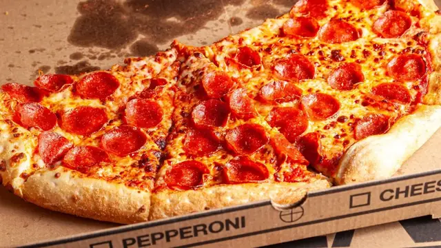 'Video thumbnail for This Costco Pizza Hack Will Send Your Taste Buds Soaring'
