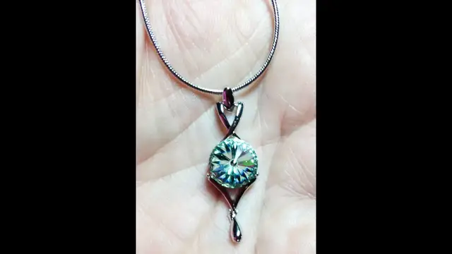 Video thumbnail for William Wang Designs Peridot Necklace ExperimentalHomesteader.com