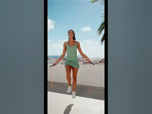 Video thumbnail for 💖 Beautiful Girl Doing Skipping Exercise – Fitness, Fun, and Energy! 💖#skipping  #jumpropeworkout