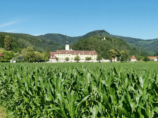 Video thumbnail for Zisterzienser Stift Rein in der Steiermark, Österreich
