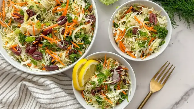 Video thumbnail for Lahano Salata (Greek Cabbage Salad) Recipe