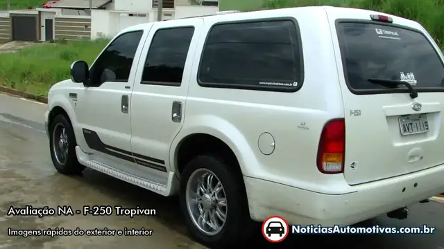 Video thumbnail for F-250 Tropivan - Imagens rápidas do exterior e interior - NotíciasAutomotivas.com.br