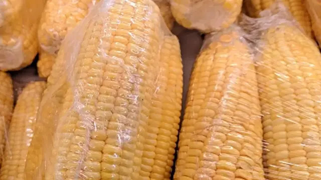 Video thumbnail for Secrets From The Aldi Produce Aisle You'll Wish You Knew Sooner