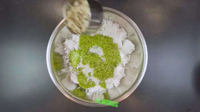 Video thumbnail for Pesto Rice Bowls With za'tar steak