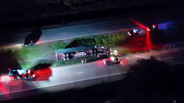Video thumbnail for Semi Hauling Bananas Overturns