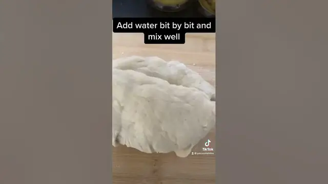 Video thumbnail for Easy crunchy crackers snack with 5 ingredients only