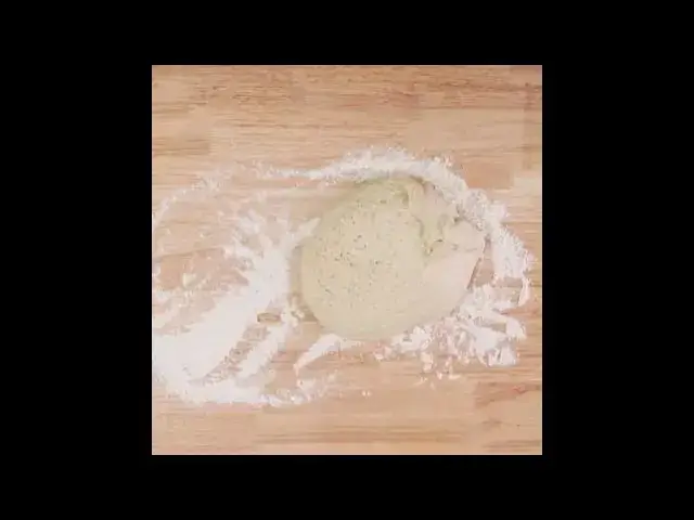 'Video thumbnail for How to Make Copycat Olive Garden Breadsticks Recip'