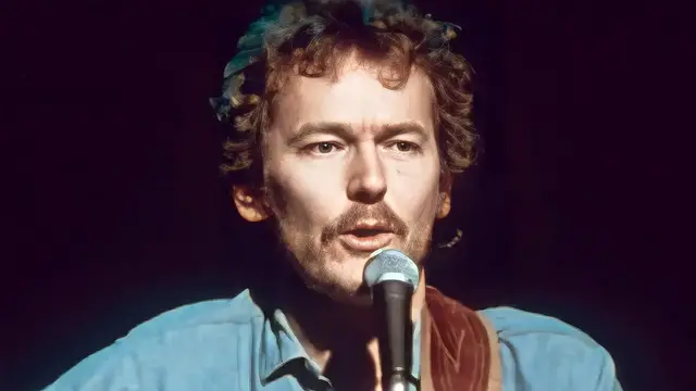 Video thumbnail for Gordon Lightfoot's The Wreck Of The Edmund Fitzgerald: Is It Historically Accurate?