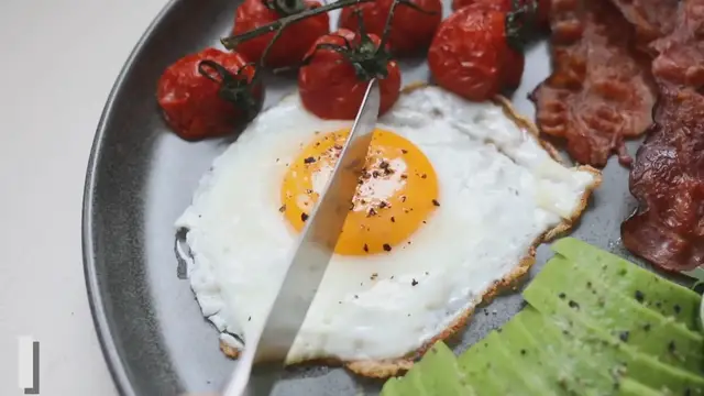 'Video thumbnail for Salmon And Egg Toast recipe'