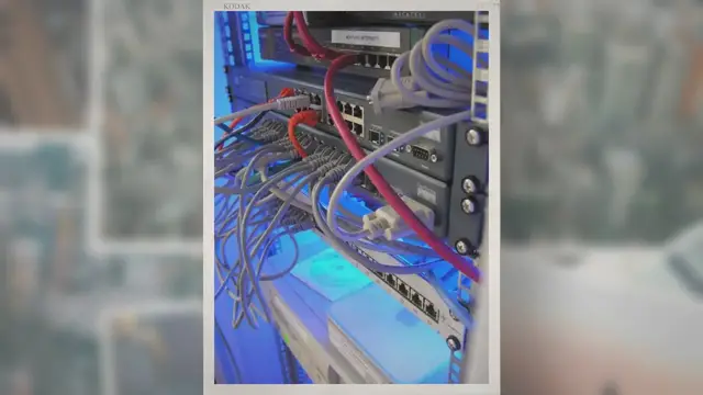 Video thumbnail for Why Do Routers Have USB Ports?