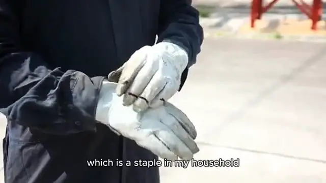 Video thumbnail for borscht recipe