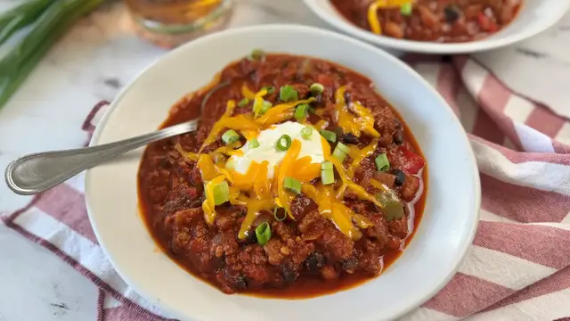Video thumbnail for This Bourbon Chili Brings Big, Bold Flavor To The Dinner Table