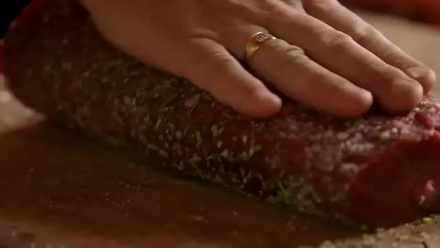 Video thumbnail for Beautiful Beef Wellington ¦ Jamie Oliver (23)