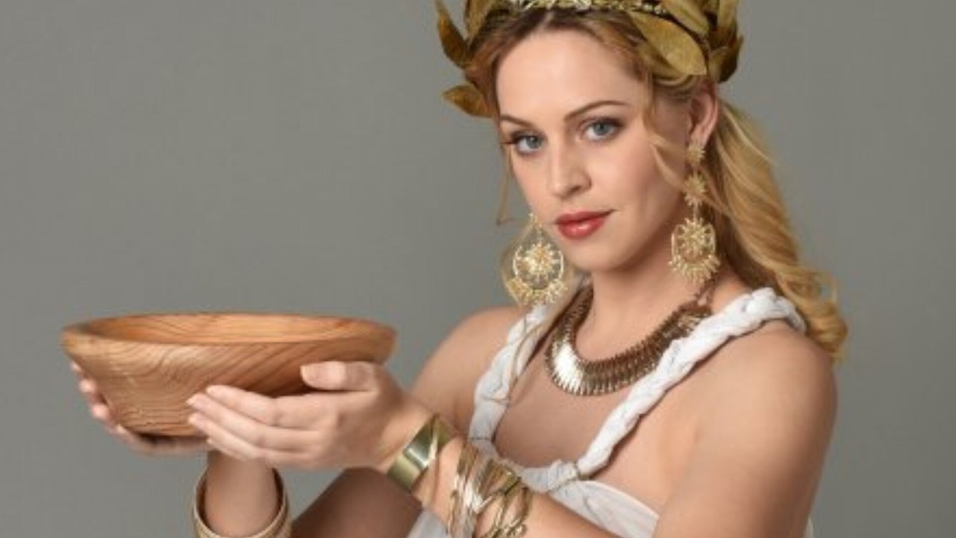 Video thumbnail for The Nastiest Ways Humans Used To Stay Clean