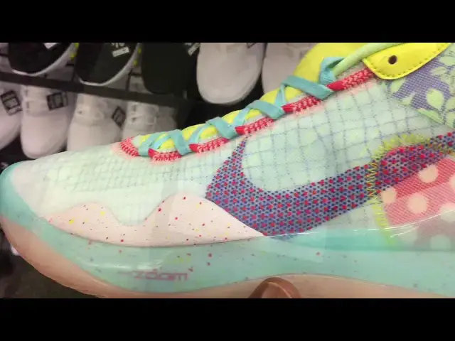 'Video thumbnail for Quick Look At The Nike Zoom KD 12 EYBL CK1201-900- Buy It Now'