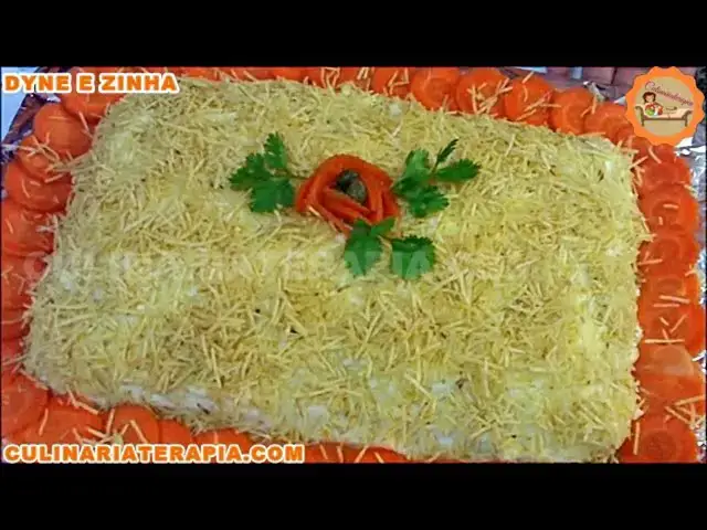 Video thumbnail for Torta de Frango - Bolo Salgado com Recheio de Frango