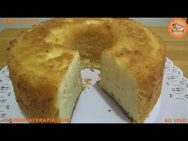 Video thumbnail for Bolo Fofinho de Maizena - Bolo de Amido de Milho