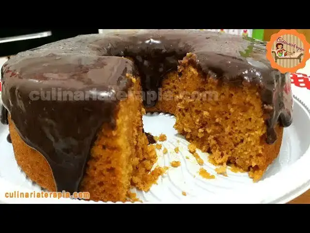 Video thumbnail for Sem Glúten! Bolo de Cenoura com Farinha de Arroz e Cobertura de Chocolate