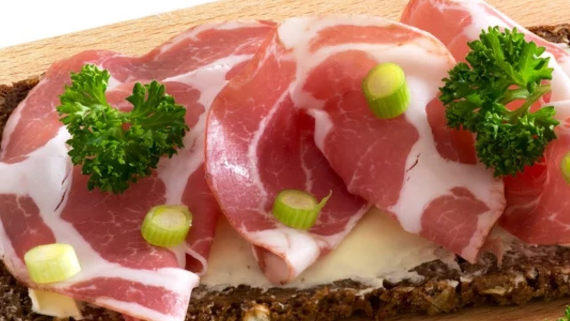 Video thumbnail for What You Need To Know Before Eating Capicola