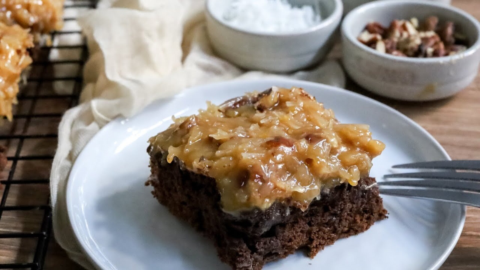 Video thumbnail for Fudgy German Chocolate Brownie Bars Recipe