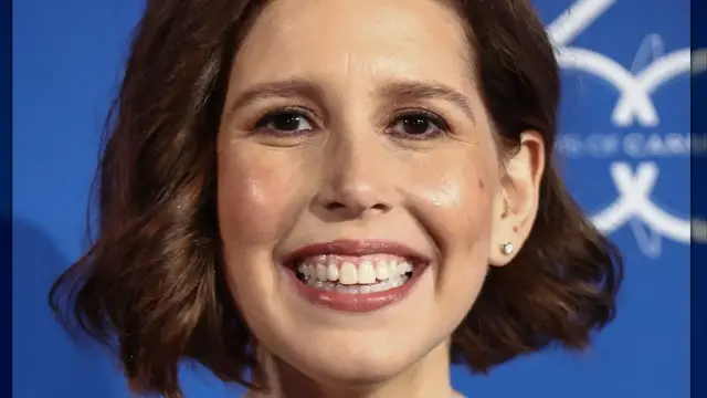 'Video thumbnail for The Real Reason Why These Stars Left SNL'