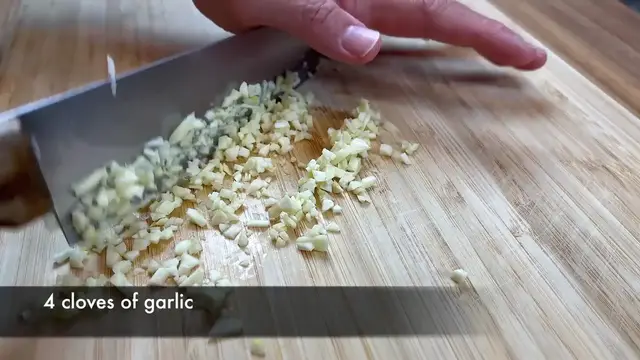 'Video thumbnail for Cabbage And Beef Stir Fry   Tender And Juicy Beef And Vegetable Stir Fry Without Oyster Sauce(720P HD)'
