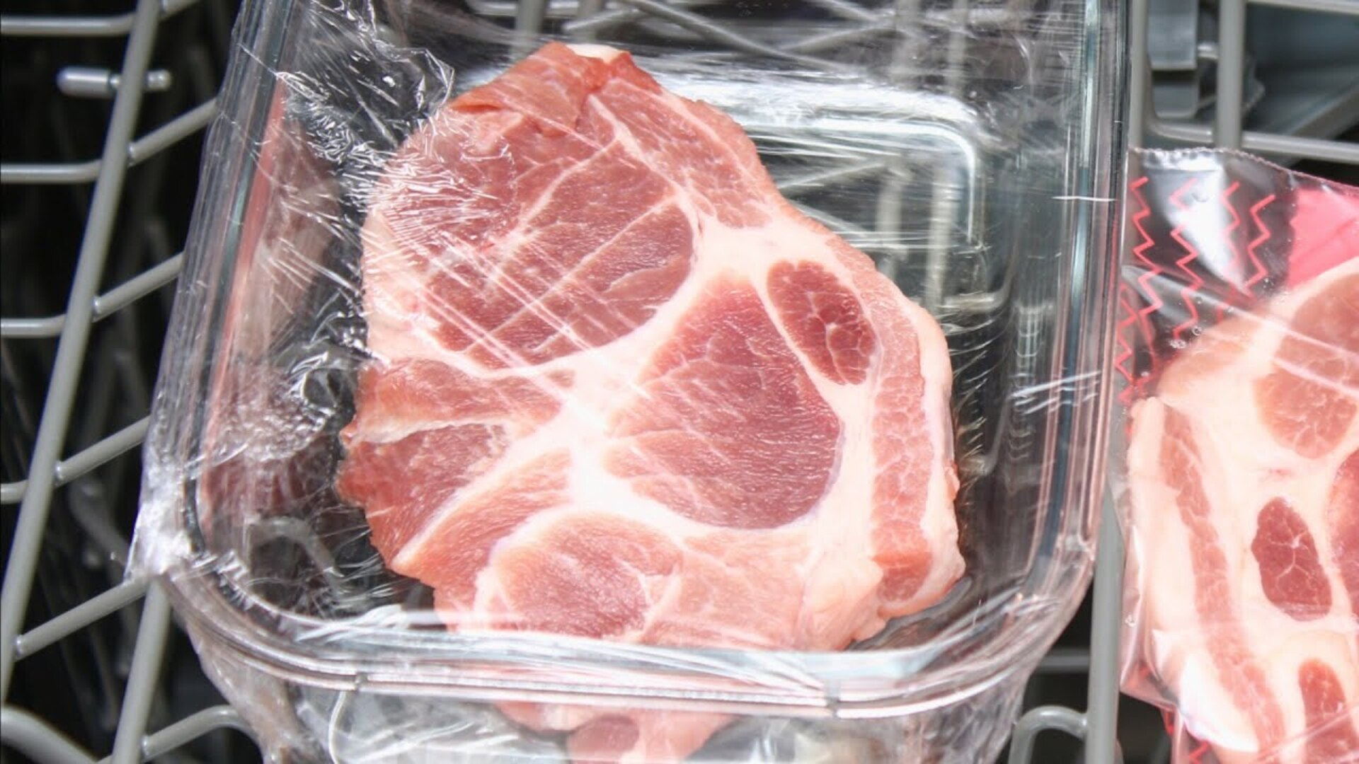 Video thumbnail for The Best And Worst Ways To Thaw Meat
