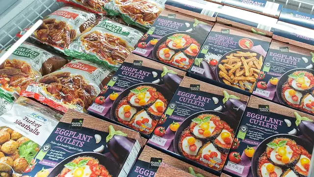 Video thumbnail for Secrets Of The Aldi Frozen Aisle You'll Wish You Knew Sooner