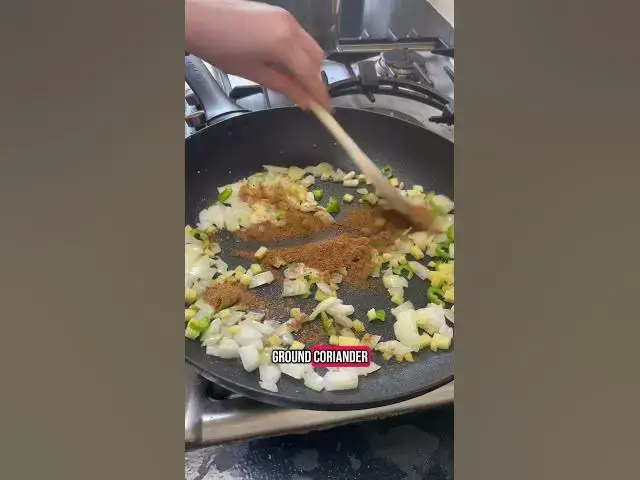 Video thumbnail for Vegan Curry Recipe with Carrots and Beans (Korma) #veganrecipes