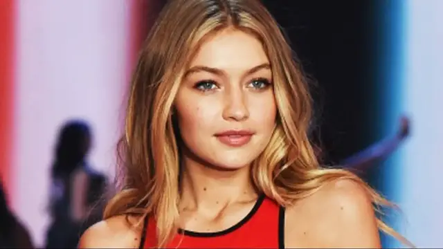 'Video thumbnail for The Untold Truth Of The Victoria's Secret Fashion Show'
