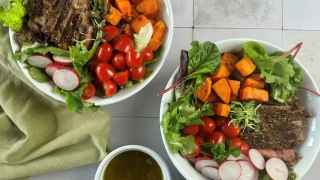 'Video thumbnail for Grilled Za'atar Steak And Sweet Potato Bowl Recipe'