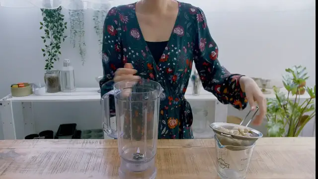 'Video thumbnail for Tiramisu Mousse ¦ Gluten Free Vegan Desserts (640p 24fps)'