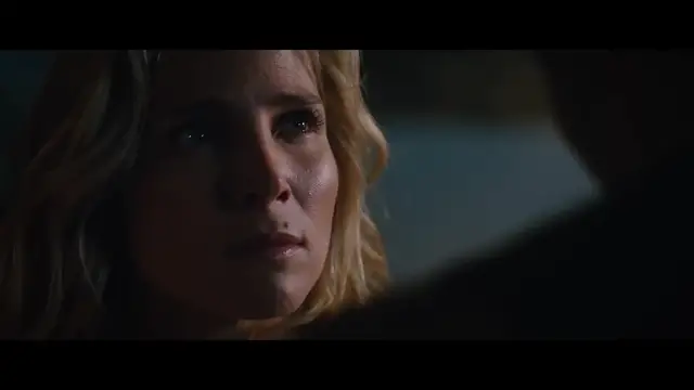 'Video thumbnail for The Untold Truth Of Chris Hemsworth's Wife'