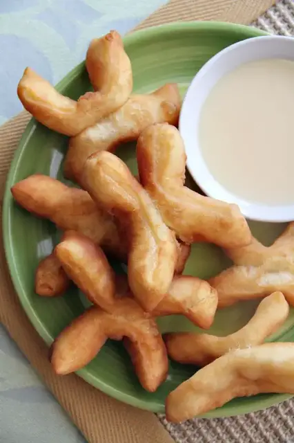 Video thumbnail for Pa Thong Ko – Fried Dough Sticks
