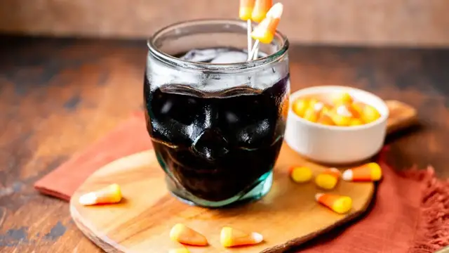 'Video thumbnail for Simple Halloween Margarita Recipe'