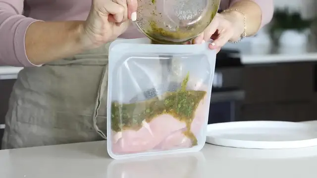 Video thumbnail for 137.6 EASY CHICKEN MARINADES ¦ amazing chicken breast recipe + freezer friendly meal prep (1080p 24fps)