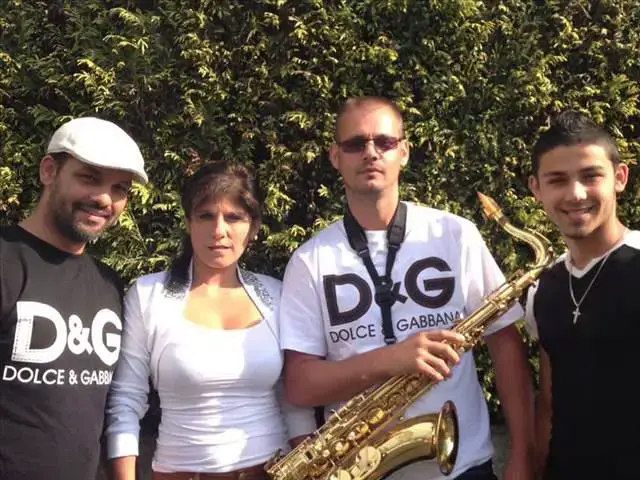 Video thumbnail for QUATRO BAND DRAHA
