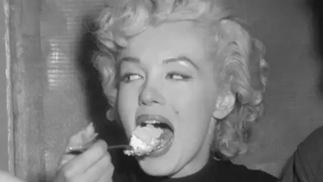 'Video thumbnail for Marilyn Monroe's Daily Breakfast Was Highly Unusual (& Some Of Her Other Favorite Foods)'