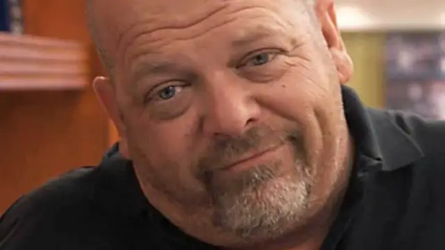 'Video thumbnail for Fake Items That Devastated Their Owners On Pawn Stars'