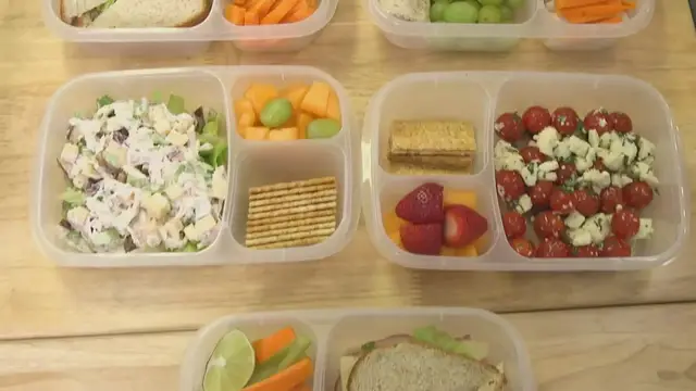 'Video thumbnail for 5 Ideas de Lunch para niños FÁCIL y Rápido _ Back to School Lunch Ideas ❤ Recetas Saludables'