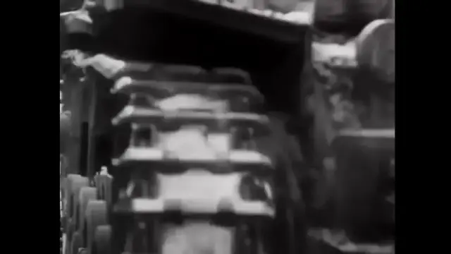 Video thumbnail for Panzers outside Moscow, late 1941.