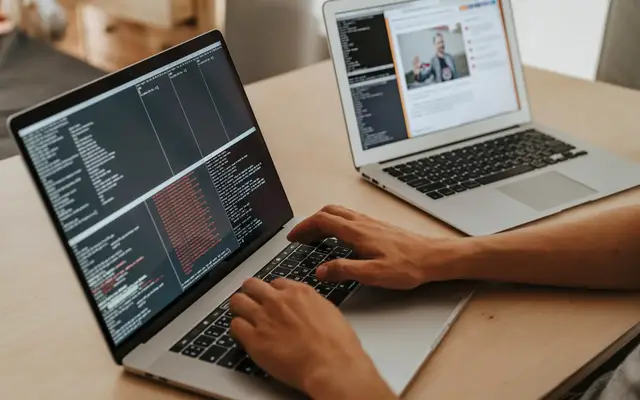 Video thumbnail for Wie kann man die beliebte Programmiersprache Python auf dem MacBook Air mit M1 installieren?