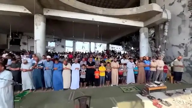 Video thumbnail for Israel and Hamas signal resistance to ending Gaza war after Sinwar s death