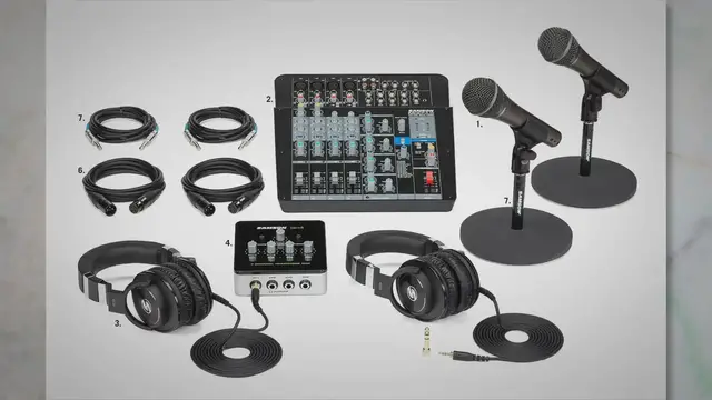 Video thumbnail for How To Set Up Headphones For Podcast?