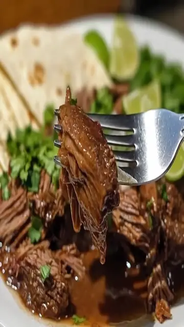 Video thumbnail for Slow Cooker Barbacoa