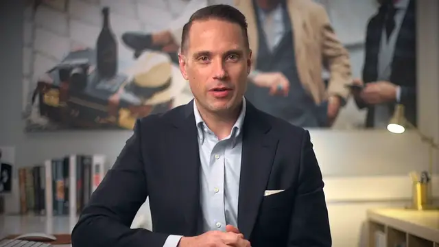 Video thumbnail for 5 Types of Tuxedo Shirts You Might Not Have Known Existed