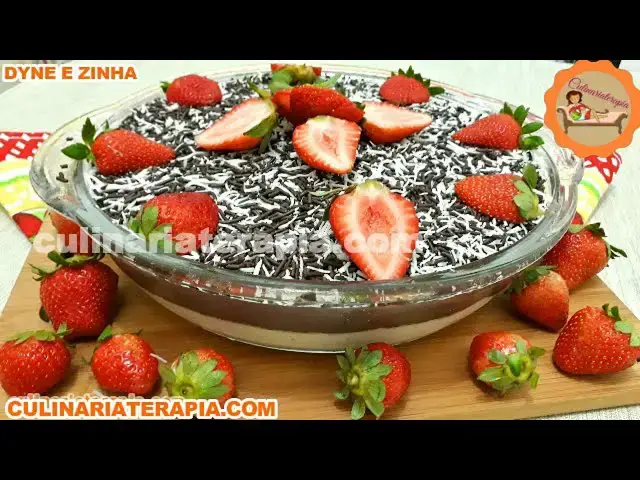 Video thumbnail for Sobremesa Fácil Prestígio Gelado na Travessa - Culinária Terapia por Dyne e Zinha